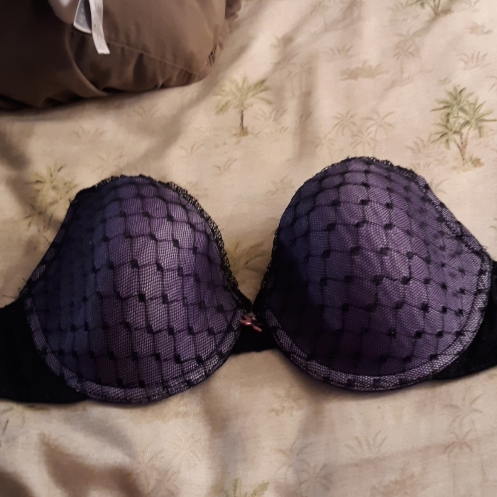 Fredricks of Hollywood bra